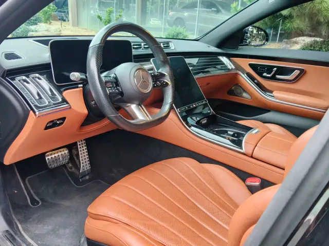 Mercedes-Benz S-Class — Фото автомобиля 5