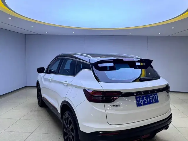 Geely Binyue — Фото автомобиля 4