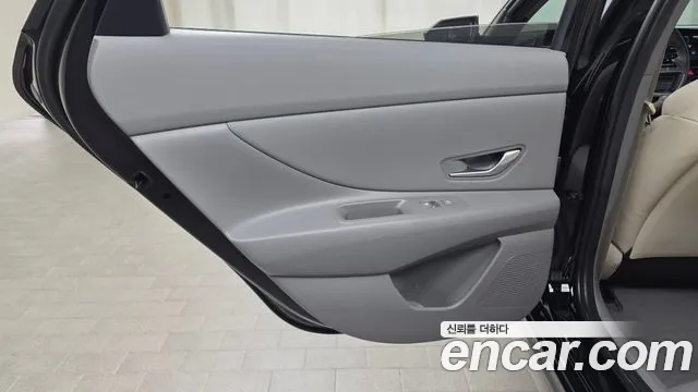 Hyundai AVANTE Новый Avante (CN7) — Фото автомобиля 25