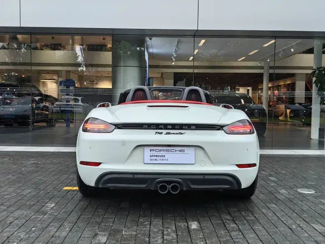Porsche 718 — Фото автомобиля 23