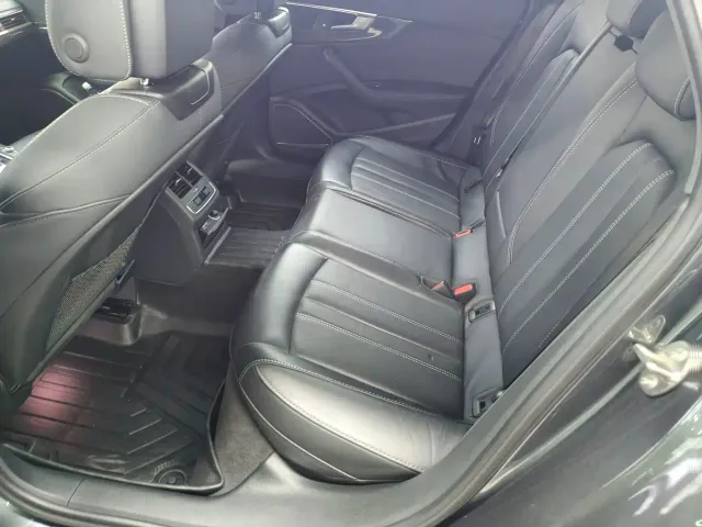 Audi A4L — Фото автомобиля 7