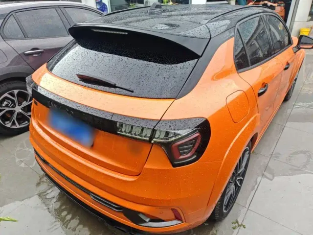 Lynk & Co 02 Hatchback — Фото автомобиля 4