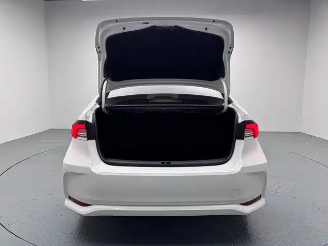 Toyota Corolla — Фото автомобиля 14