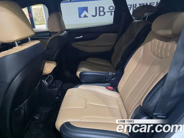 Hyundai Santafe — Фото автомобиля 15