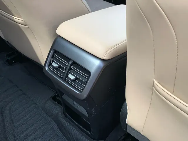 BYD Song Pro — Фото автомобиля 30