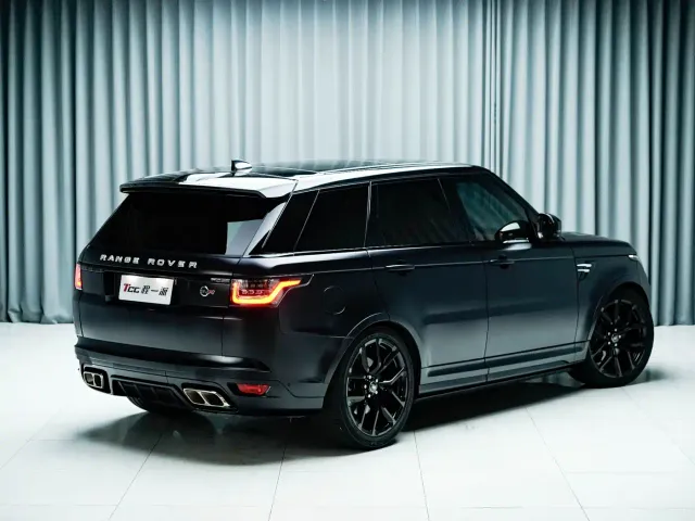 Land Rover Range Rover Sport — Фото автомобиля 4