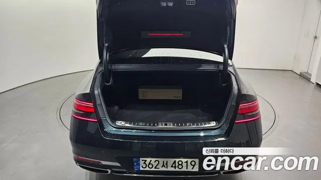 Genesis G90 Бензин 3.5 турбо AWD — Фото автомобиля 30
