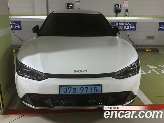 Фотография автомобиля — Kia EV6
