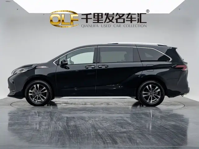Toyota Granvia — Фото автомобиля 8
