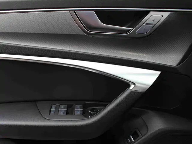 Audi A6L — Фото автомобиля 10