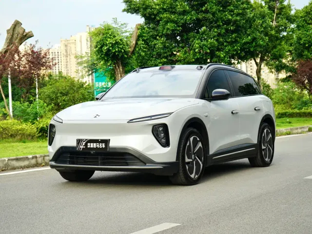 Фотография автомобиля — Nio ES6