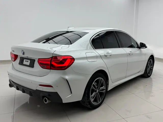 BMW 1 Series — Фото автомобиля 6