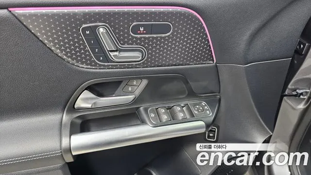 Mercedes-Benz EQA — Фото автомобиля 27