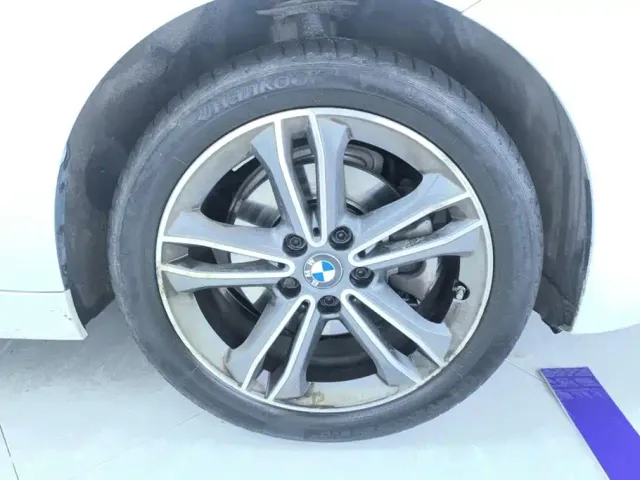 BMW 1 Series — Фото автомобиля 6