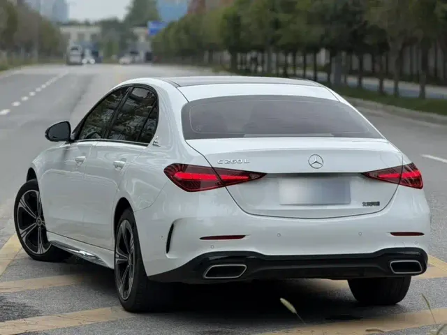 Mercedes-Benz C-Class — Фото автомобиля 12