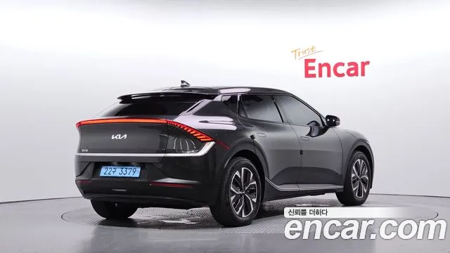 Kia EV6 — Фото автомобиля 2
