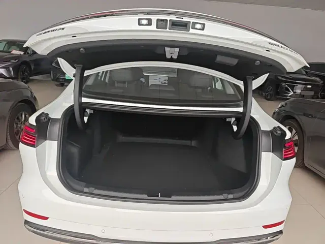 Geely Galaxy A7 — Фото автомобиля 18
