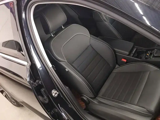 Skoda Superb — Фото автомобиля 24