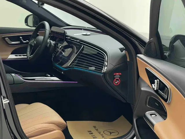 Mercedes-Benz E-Class — Фото автомобиля 10