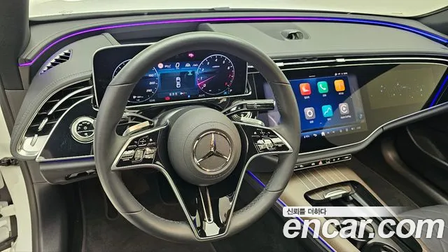 Mercedes-Benz E-Class — Фото автомобиля 13