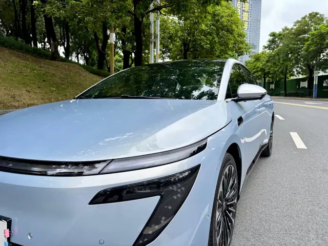 Nissan N7 — Фото автомобиля 5