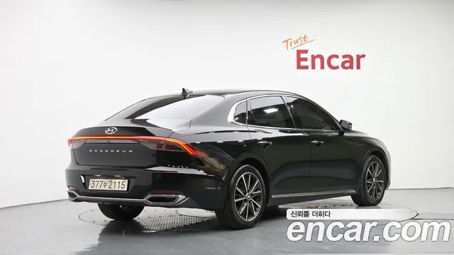 Hyundai Grandeur New — Фото автомобиля 2