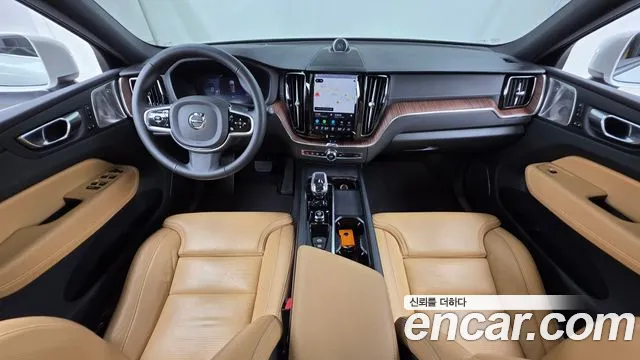 Вольво XC60 B5 Ultra Bright — Фото автомобиля 7