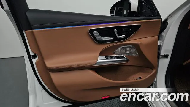 Mercedes-Benz E-Class W214 — Фото автомобиля 13