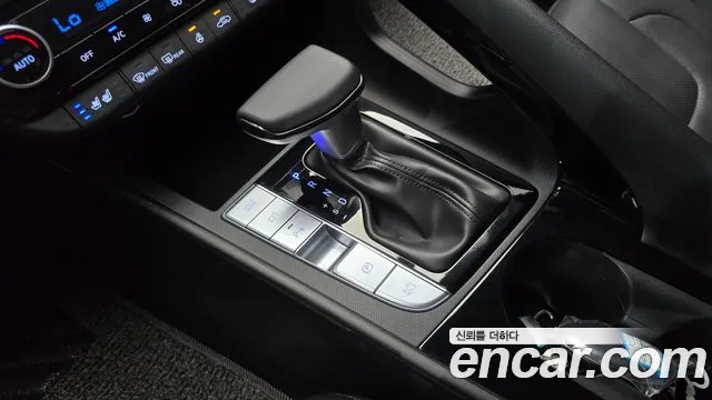 Hyundai AVANTE Новый Avante (CN7) — Фото автомобиля 8