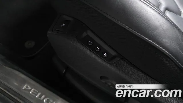 Peugeot 3008 — Фото автомобиля 24