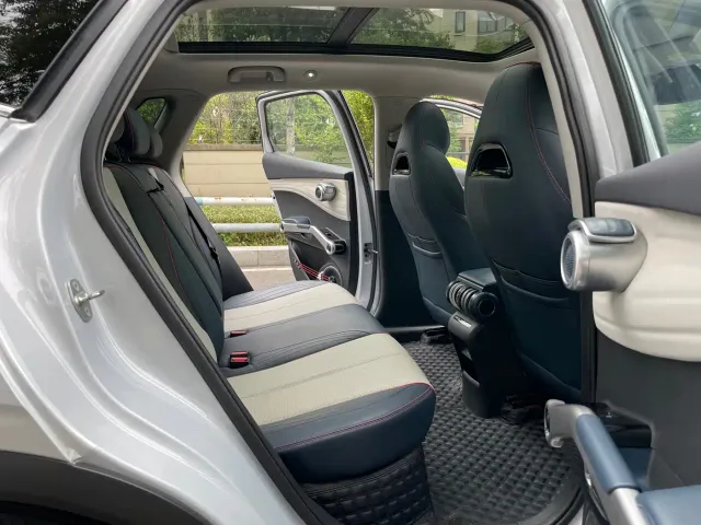 BYD Yuan PLUS 2022 430KM Premium — Фото автомобиля 13