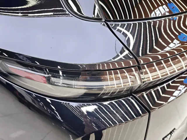 Li Auto L9 — Фото автомобиля 9