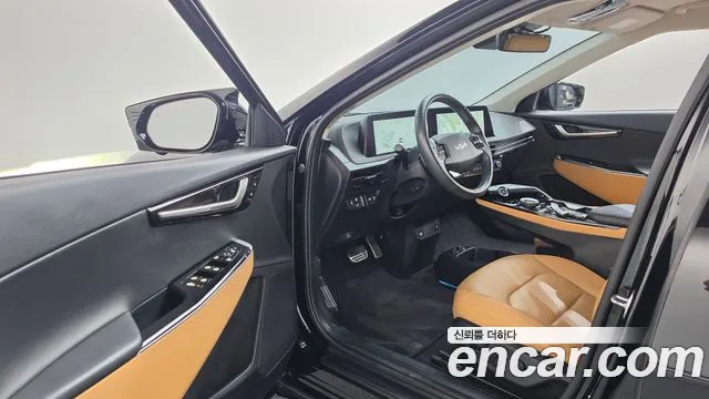 Kia EV6 — Фото автомобиля 15