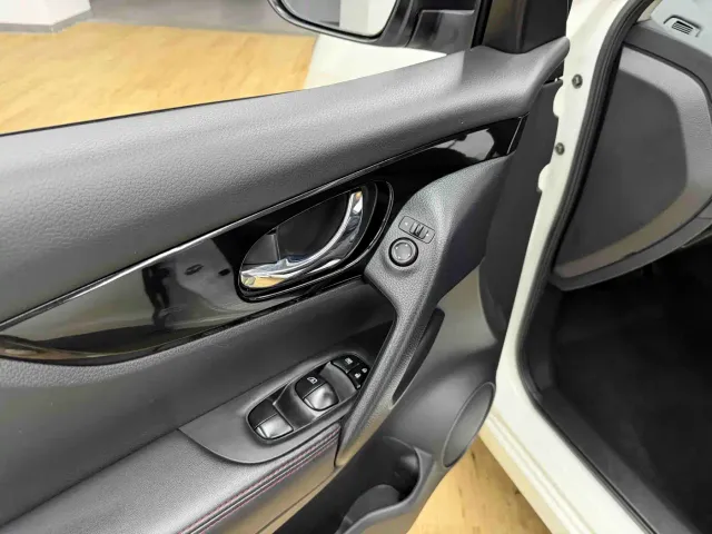 Nissan Qashqai — Фото автомобиля 7