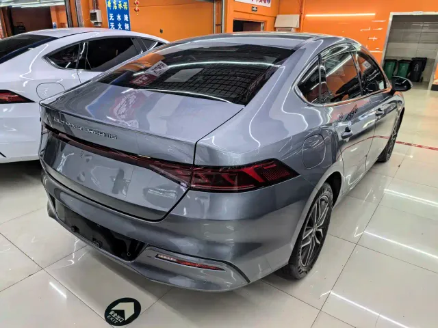 BYD Qin PLUS — Фото автомобиля 4