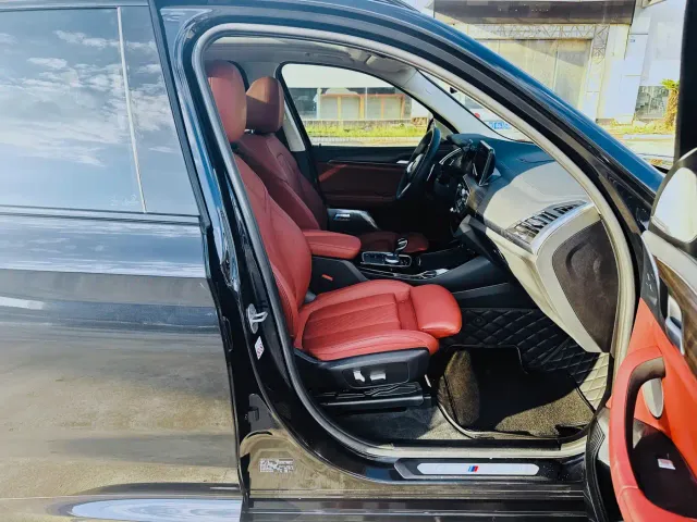 BMW X3 — Фото автомобиля 11
