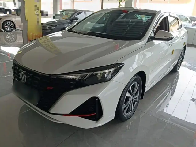 Фотография автомобиля — Changan Eado