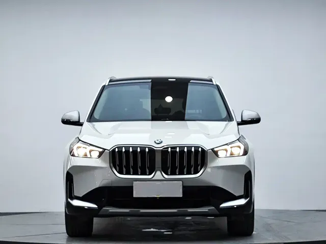 BMW X1 — Фото автомобиля 3