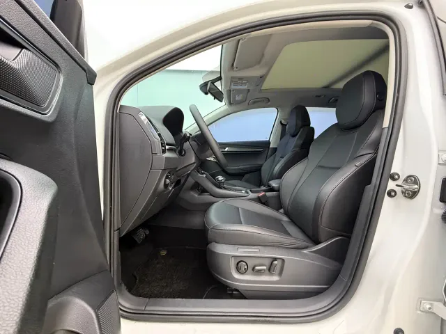 Skoda Karoq — Фото автомобиля 11
