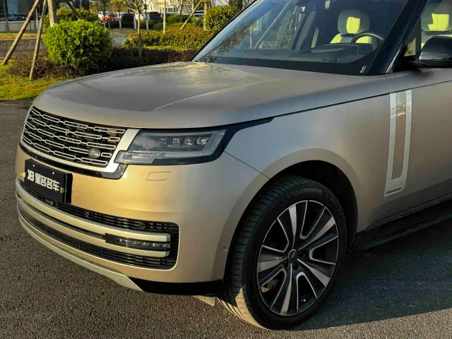 Land Rover Range Rover — Фото автомобиля 10
