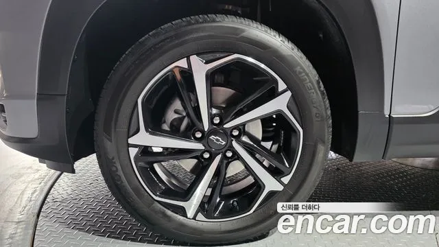 ChevroletGMDaewoo Trailblazer Trailblazer 1.3 турбо 4WD — Фото автомобиля 5