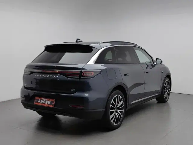 Leapmotor C11 — Фото автомобиля 2