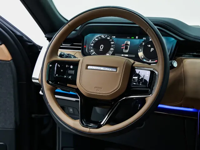 Land Rover Range Rover Sport — Фото автомобиля 18