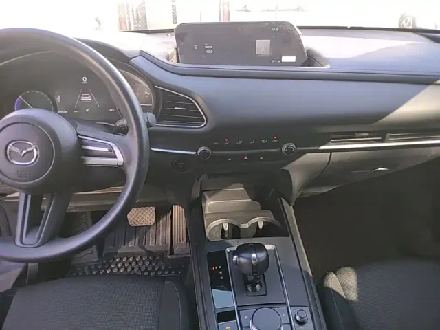 Mazda CX-30 EV — Фото автомобиля 12