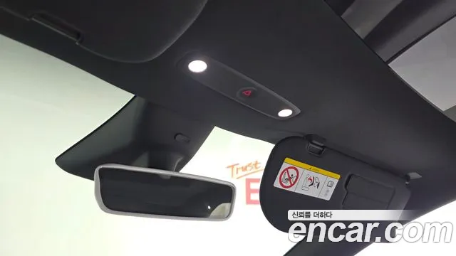 Tesla Model Y — Фото автомобиля 27