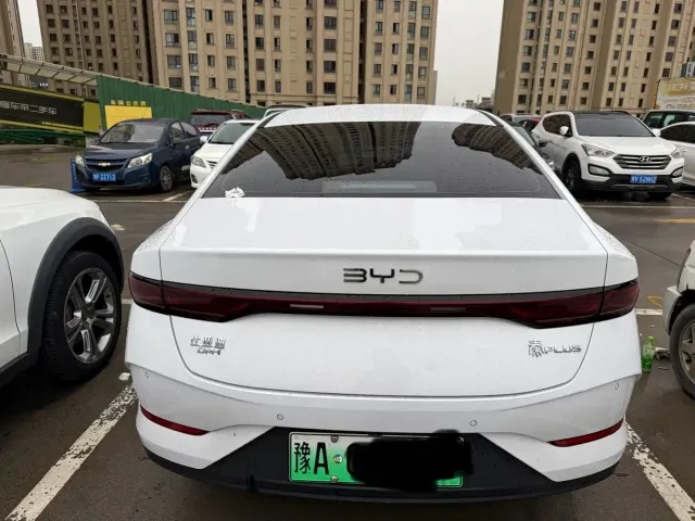 BYD Qin PLUS — Фото автомобиля 10