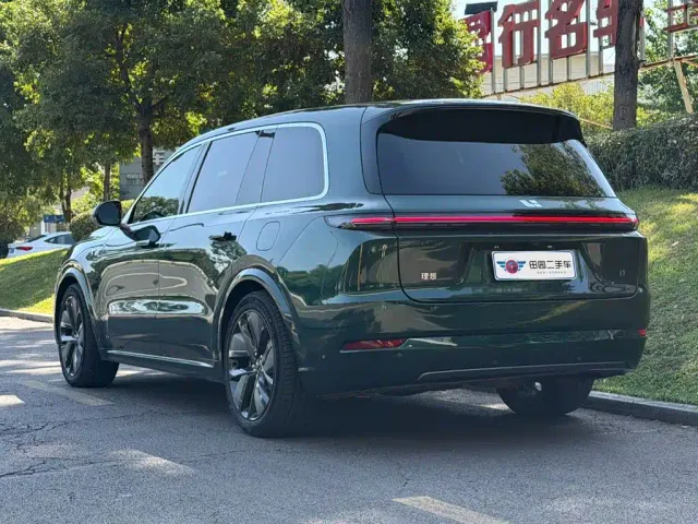 Li Auto L9 — Фото автомобиля 4