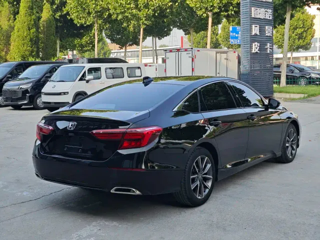 Honda Inspire — Фото автомобиля 4