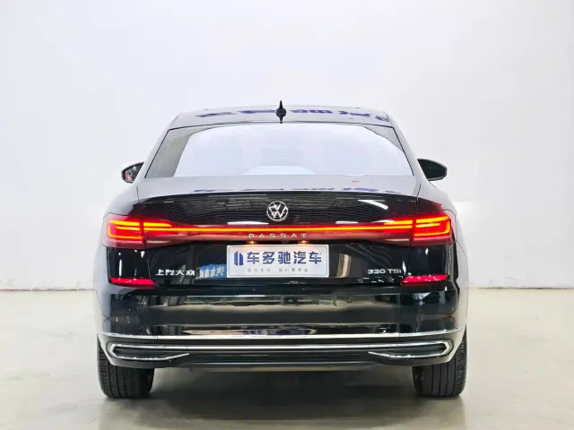 Volkswagen Passat — Фото автомобиля 6
