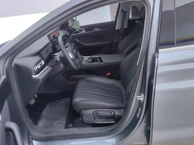 Geely Galaxy Stellar 6 — Фото автомобиля 9